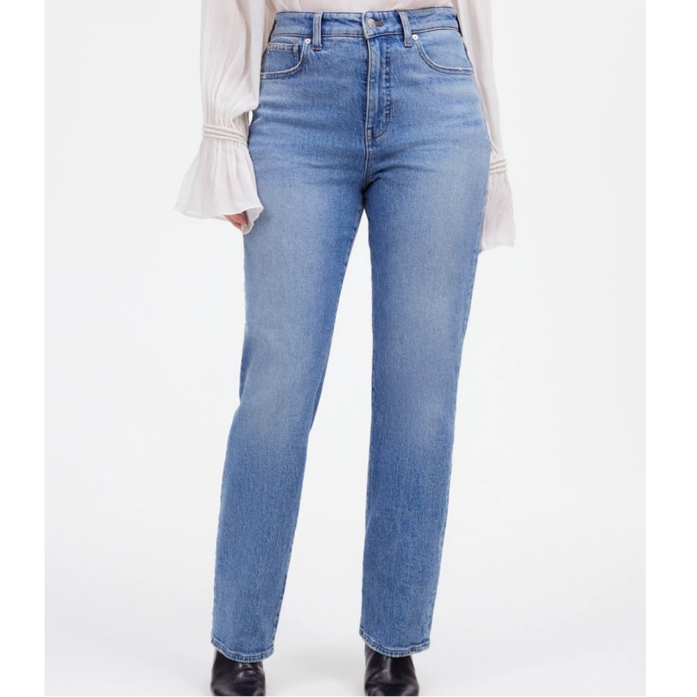 Madewell The Petite Curvy '90s Straight Jean